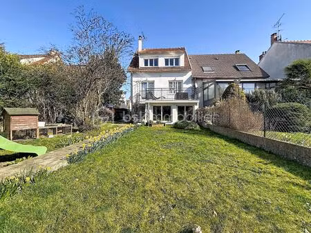 maison de 120 m² à le blanc-mesnil