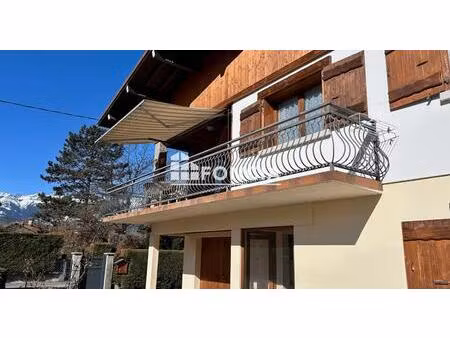 belle maison studio indépendant deux garages sur 1000m2 secteur marlioz