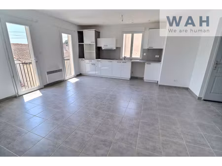 vente maison de ville 3 pieces + local commercial 34230 pau