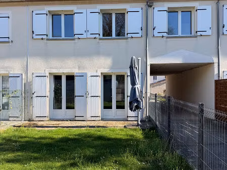 maison à vendre à penchard - 6 pièces  4 chambres  jardin  garage