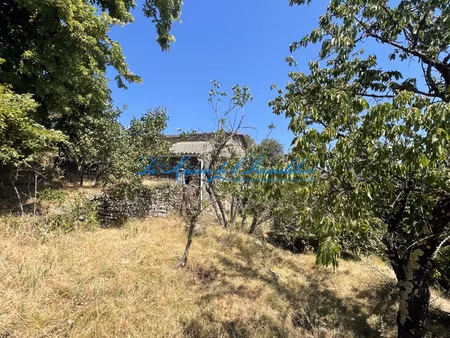 proche lasalle  mas en pierres f6 sur 2 2 hectares de terrai