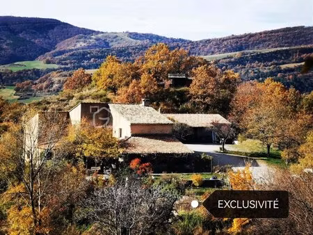 bergerie de 376 m² à thoard
