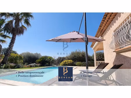 villa avec piscine quartier tour de mare frejus
