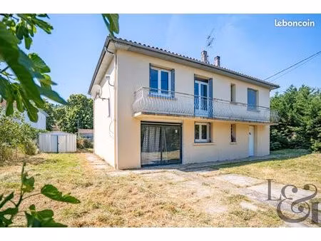 villa 7 pièces 160 m²
