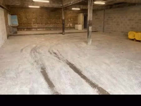 local 150 m2 thouars
