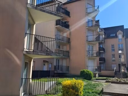 studio 1 pièce 33 m²
