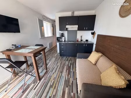 studio meublé à l'année scolaire