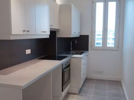 loue appartement 3 pièces