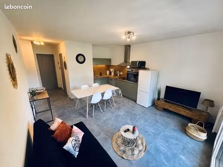 appartement 3 pièces meublé avec piscine