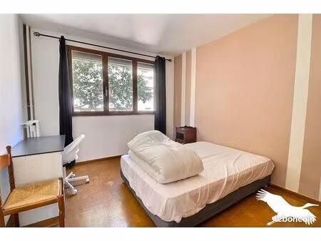 appartement 1 pièce 13 m²
