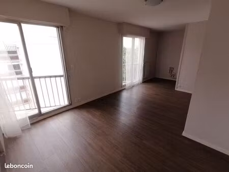 studio 1 pièce 30 m²