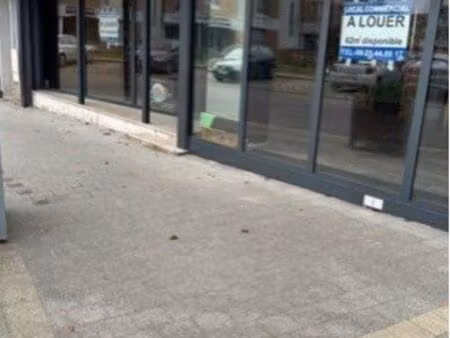 local commercial 62 m²