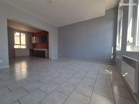 appartement 3 pièces 67 m²