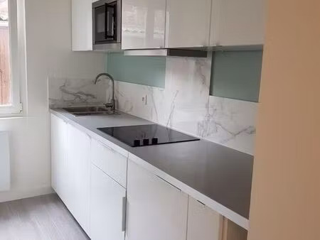 studio meublé. prêt à habiter