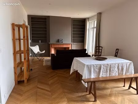 meublé 3 pièces 69 m²