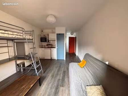 studio meublé 23 m² avec terrasse – quartier calme – à 5 min à pied des universités