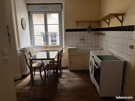 appartement f2 bis meublé