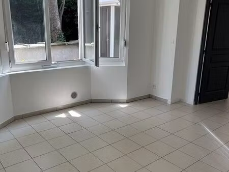 tourcoing centre t4 de 95m2 libre de suite