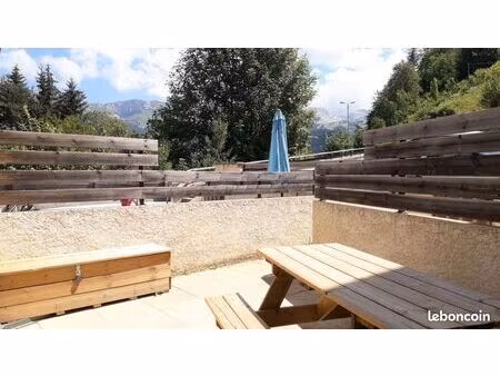 appartement 3 pièces 80 m²