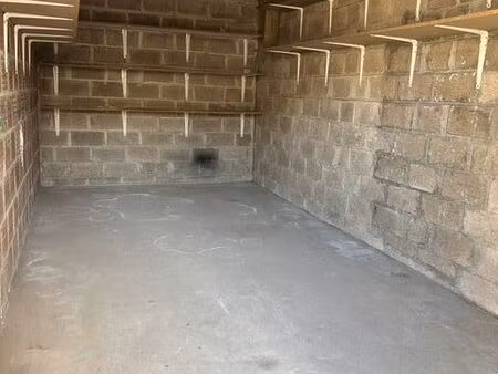garage 14 m² lisieux