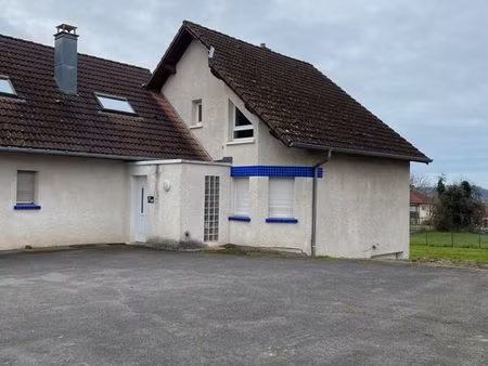 loue maison de 188 m2