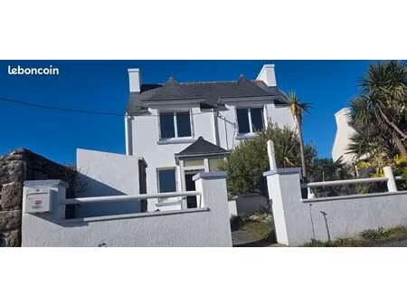 location à l'année jolie maison meublée avec jardin pemarch calme proximité océan et phare