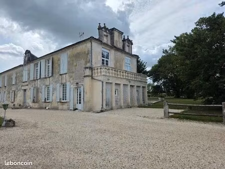 appartement 4 pièces 158 m²