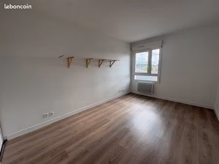 studio 1 pièce 18 m²