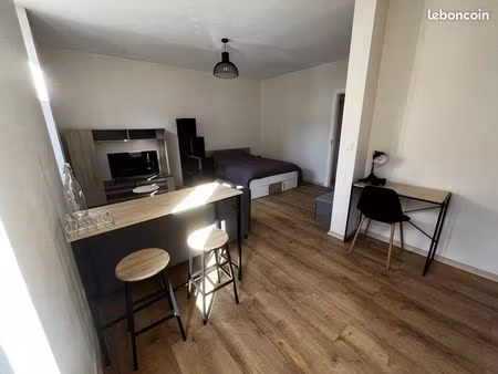 studio meublé et rénové de 33m² - tarbes centre proche verdun