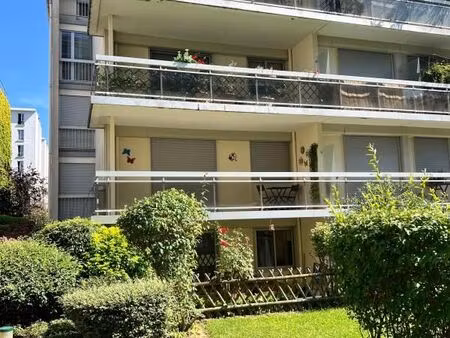 studio 1 pièce 31 m²