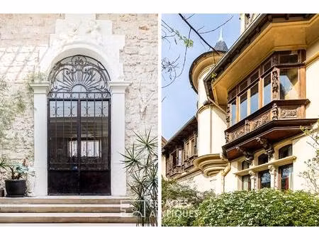 triplex contemporain au sein d'une demeure historique à montmartre
