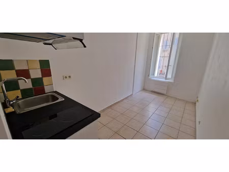 location appartement 1 pièce 15 m² à la ciotat (13600)