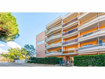 vente appartement 1 pièce 24 m² le plan-de-la-tour (83120)