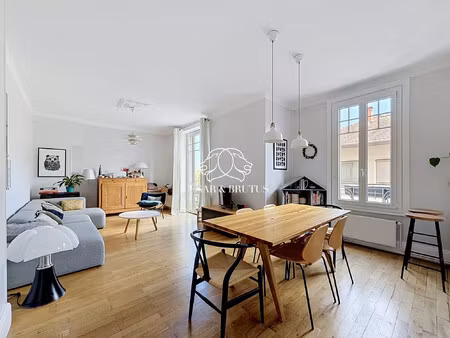 exclusivité – bel appartement t4 rénové de 91 m² avec balc