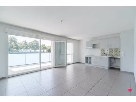 t3 lumineux de 62 m² avec grand balcon et garage