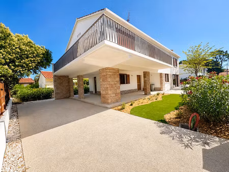 villa rénovée par architecte d'intérieur prestations rares