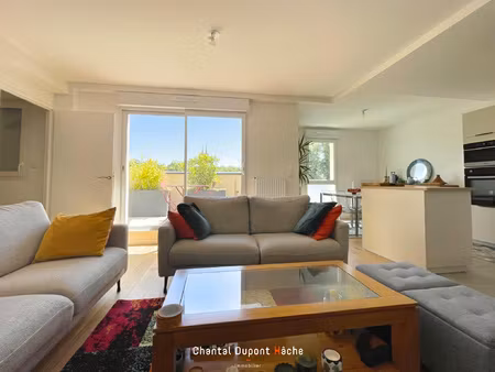 chartres gare - magnifique appartement neuf en dernier étage