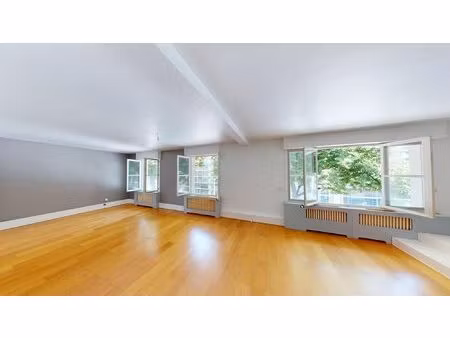 à louer duplex coeur de ville - colocation possible