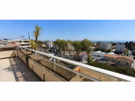 à vendre - superbe duplex 3 pièces de 74 m² - dernier étage - vue mer - les vespins / cros