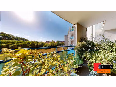 montigny -t5 avec terrasse  3 chambres  2 parking  un cellier