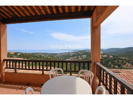 appartement t3  61m²  vue sur le golfe de st tropez.