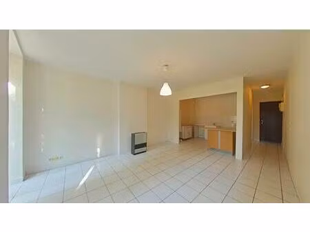 secteur bas de fauriel f1 dispo de suite special etudiant