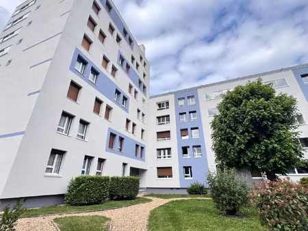 appartement 4 pièces 76 m2 - 3 chambres - loggia - cave - pa