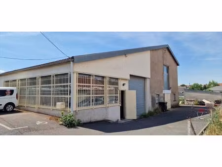 locaux industriels et commerciaux