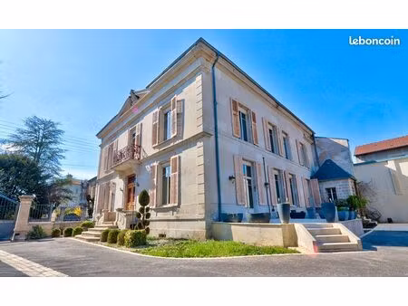 vends maison de maître à lérouville
