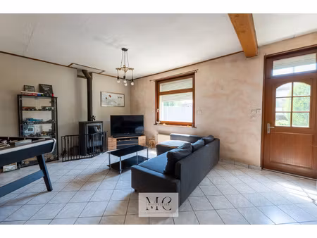 ensemble immobilier composé d'une maison d'habitation de 135