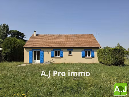 maison de plain pied  trois chambres