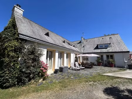 maison 5 ch avec gite et app. 2 p.