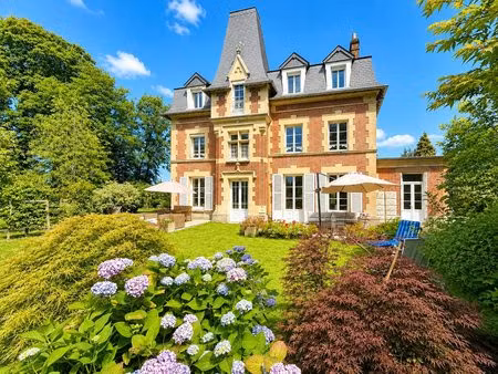 demeure bourgeoise du xix? edifiee sur un joli parc clos & arb