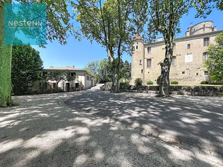 a vendre  maison familiale à rénover de 170m²  jardin 1 596m²  garage  dépendances sur la 